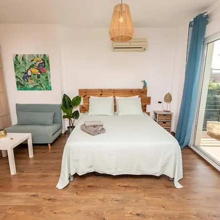 Апартаменты Dream By The Sea Loft *